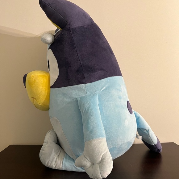 Bluey My Size Bluey Stuffed Plush, 36 Inch Tall, Ages 3+ $100each or best offer! - Picture 5 of 8